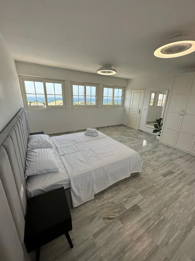 Mimosas Penthouse Marbella Cabopino公寓